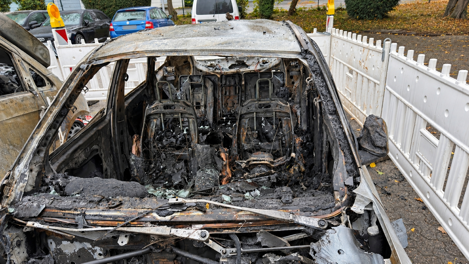 Fahrzeugbrand-Muelfort-foto-sascha-hohnen-4