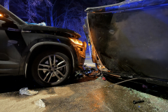 Schwerer-Verkehrsunfall-in-Giesenkirchen-vier-schwer-verletzte-Personen-Foto-Sascha-Hohnen-Bild11