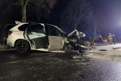 Schwerer Verkehrsunfall auf der Liedberger Straße Foto Sascha Hohnen  Bild 3
