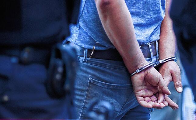 Polizei sprengt Betrugs Bande aus mönchengladbach-vier Täter in U-Haft