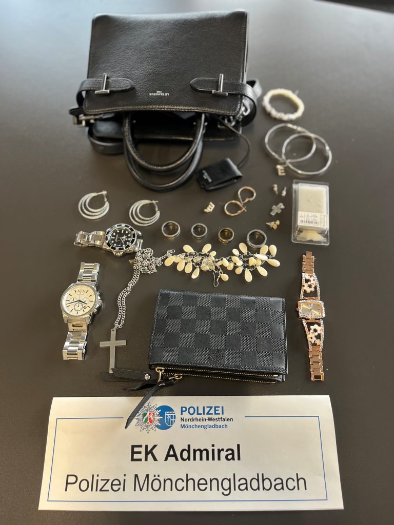 EK Admiral