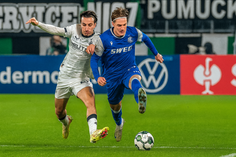Borussia Mönchengladbach belohnt sich mit drei Toren gegen den KSC im DFB-Pokal