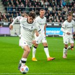 Borussia Mönchengladbach feiert einen souveränen 3:0-Sieg gegen Heidenheim. Diks, Tabakovic und Machino treffen. Alles zum emotionalen Kleindienst-Comeback hier im Spielbericht.