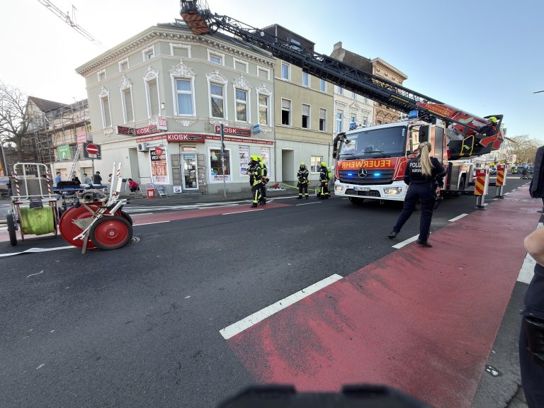 Aachener Straße in Mönchengladbach Küchenbrand macht Wohnung unbewohnbar – keine Verletzten 2