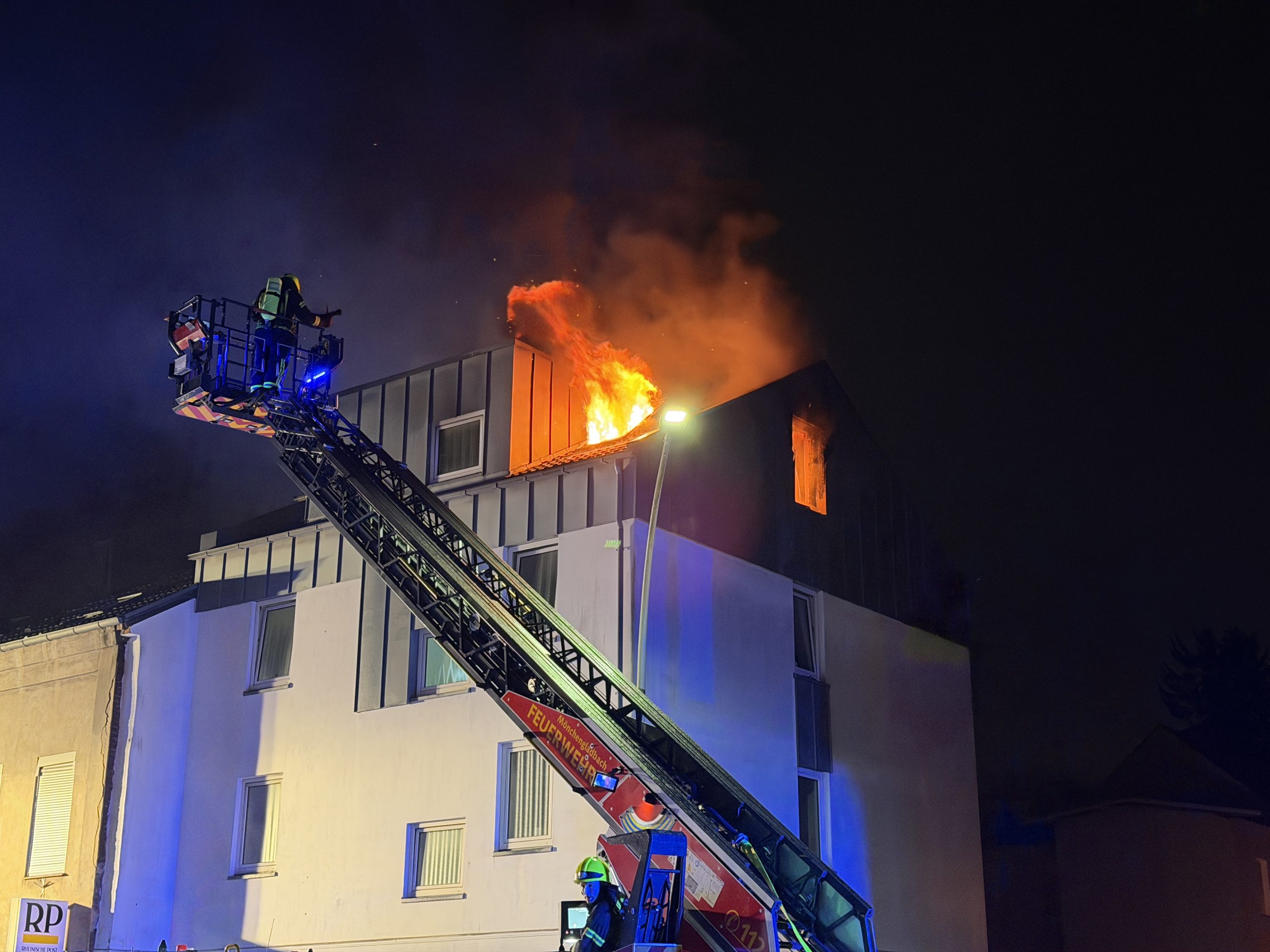 Brand in Reiheneckhaus - Brunnenstraße Bild 5