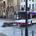 Unfalldrama beim Veilchendienstagszug 23-jährige Ordnerin von Bus erfasst