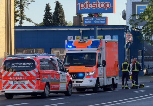 Einkaufsmarkt in Mönchengladbach evakuiert Verletzte durch Geruch 2