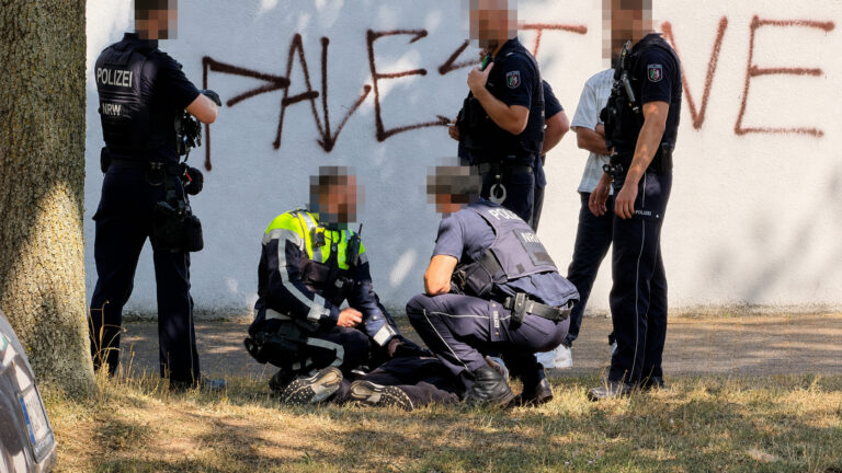 polizeieinsatz-marienplatz-moenchengladbach-Rheydt