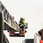 Küchenbrand in Mehrfamilienhaus – Bewohner bleiben unverletzt